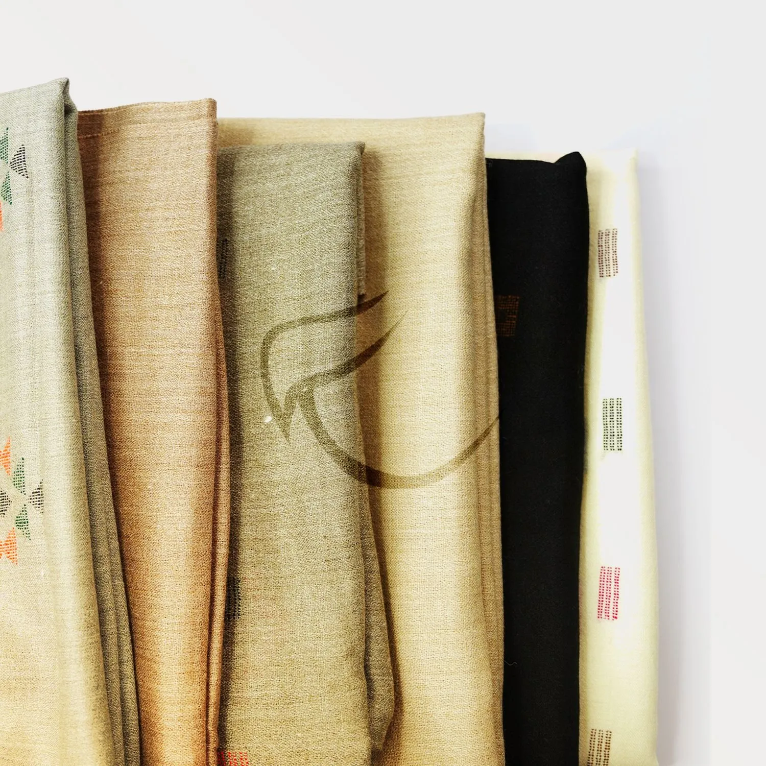 Chaadar brand identity, screen 2 of 11